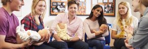 Formazione gratuita per colf, badanti e baby sitter: da settembre si torna in ‘classe’ con i corsi di Assindatcolf