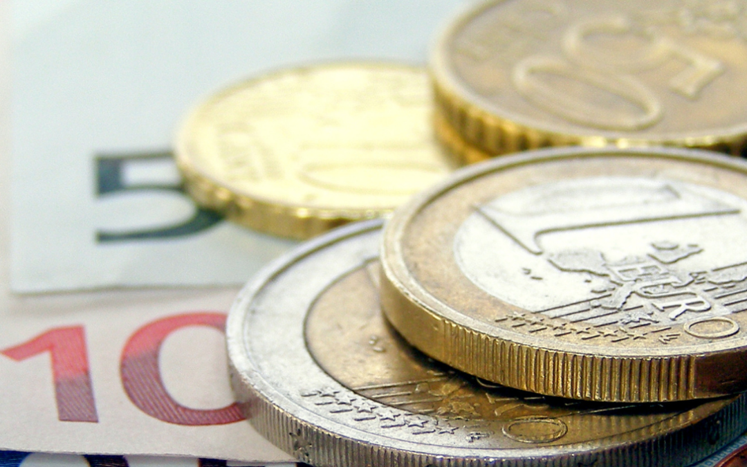 Contributi colf, badanti e baby sitter 2026: pubblicate le nuove tabelle INPS